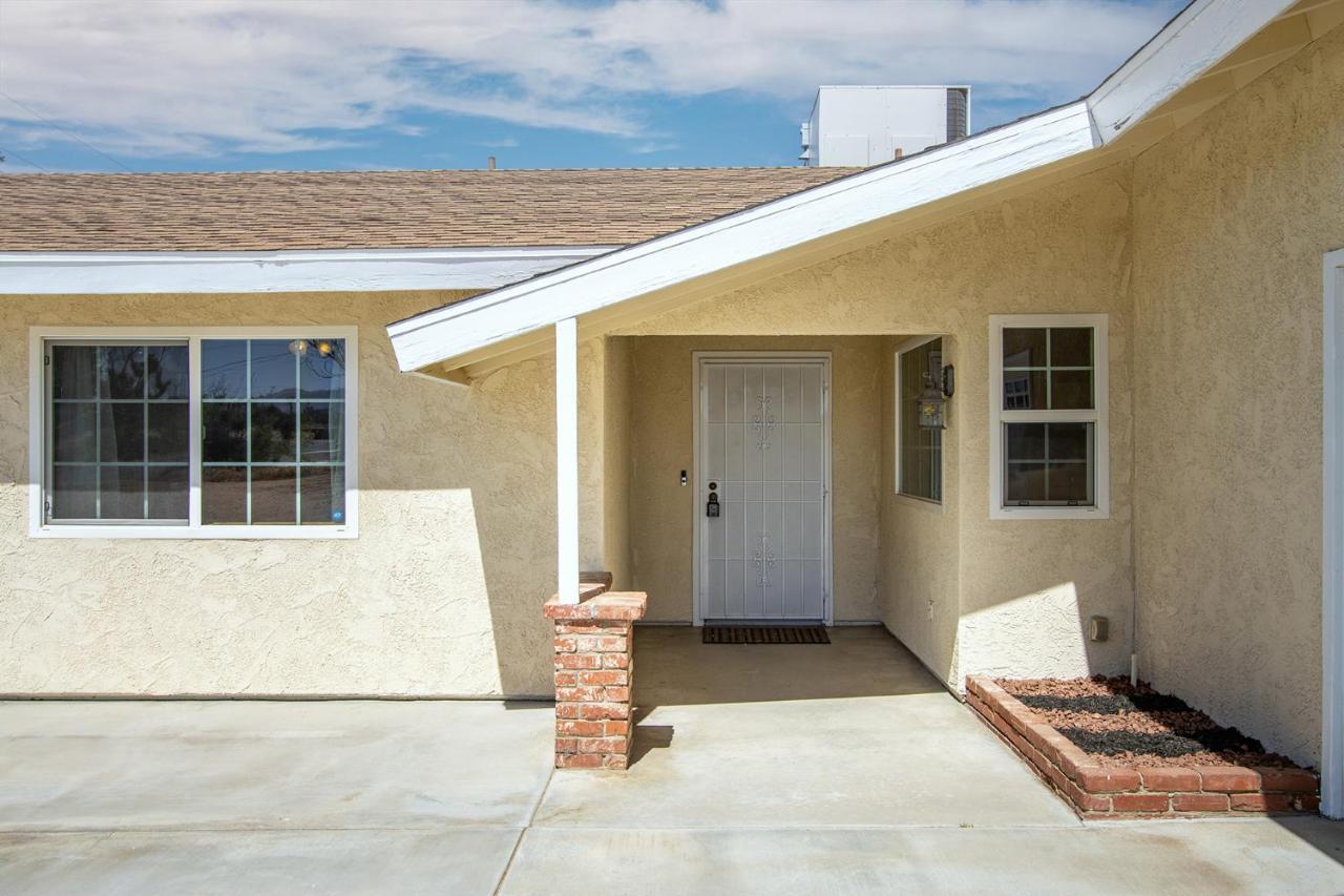 Peaceful Home With Nature Views & Trail Access Yucca Valley Exterior foto