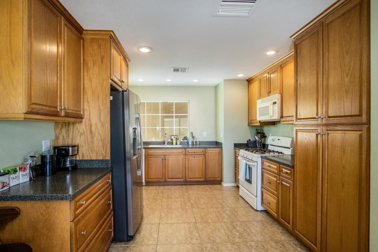 Peaceful Home With Nature Views & Trail Access Yucca Valley Exterior foto